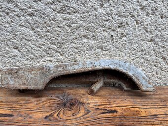 Kryt řetezu jawa pionyr - 2