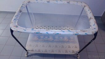 Skládací ohrádka - 2