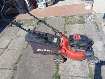 Sekačka na trávu Dolmar - 2