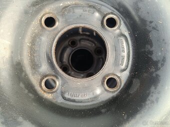 Ford R15 plech+pneu+poklice - 2