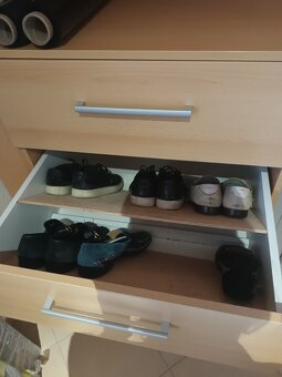 Botník skříň - 2
