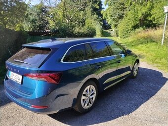 44 tisíc km.Škoda Octavia combi style plus 2.0 TDI 85 kw - 2