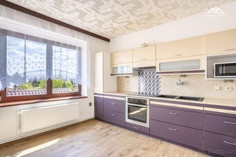 Prodej bytu 2+1, 73 m2, Leština u Světlé - 2