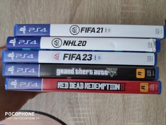 Prodám PS4 Slim. 500Gb - 2