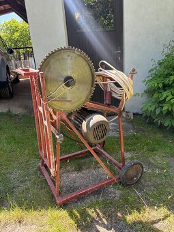 Cirkulárka s kolébkou - 2