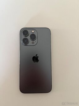 iPhone 13 Pro 256 GB Graphite (černá) - 2