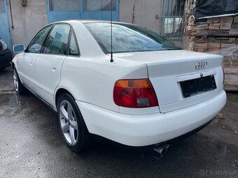 AUDI A4 B5 2.6 V6 QUATTRO - 2