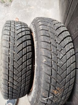 Zimní pneu zimáky 155/70 R13 - 2