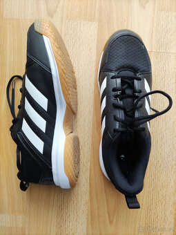 Pánská sálová obuv ADIDAS vel. 42,5 - 2