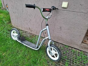 Dětské kolo a koloběžka - 2