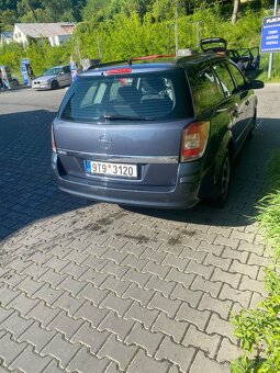 Opel Astra H - 2