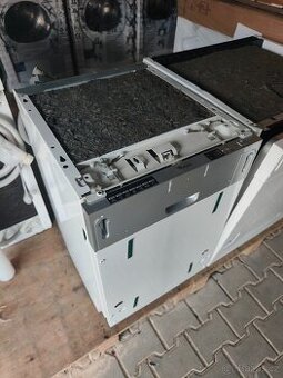 Vestavná myčka Whirlpool ADG 7500/2, po servisu se zárukou - 2