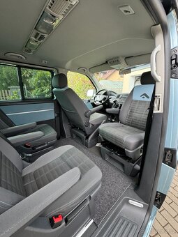 VW Multivan Atlantis 2.5TDI perfektní stav - 2