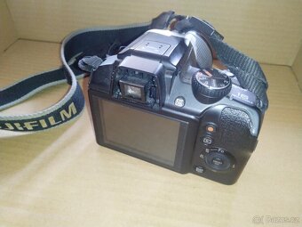 Finepix s9200 ultrazoom 50xzoom - 2