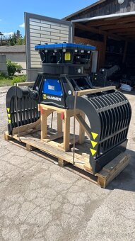 Demoliční drapák na bagr 15-25t - 2