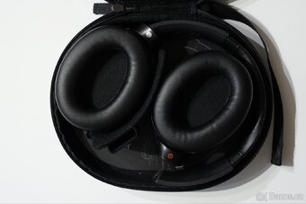 Sony Wh-1000XM2 - 2