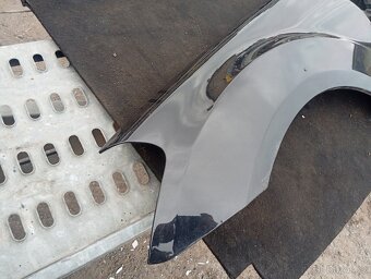 MERCEDES BENZ ML W164 L.P. BLATNÍK ČERNÝ KOD C197 - 2