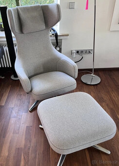 Křeslo VITRA Grand Repos s taburetem, oblázkově šedá - 2