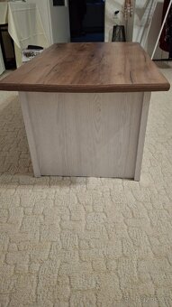 Konferenční stolek - 2