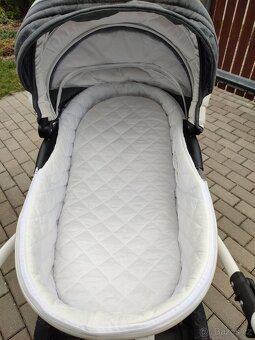 Dětský kočárek - 2