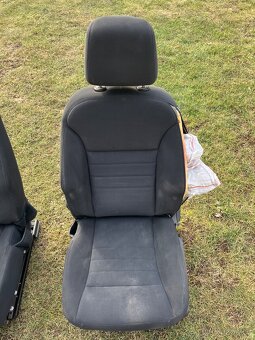 DodgeCharger-přední sedacky - 2