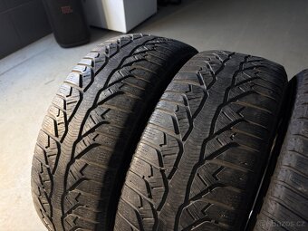 Zimní pneu Kleber 215/60R16 - možnost přezutí - 2