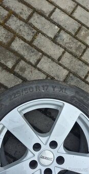 225/50 R17 letní pneu - 2