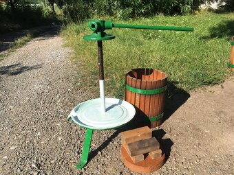 LIS NA OVOCE 18 L - 2