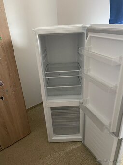 Kombinovaná lednice s mrazákem  Hisense - 2