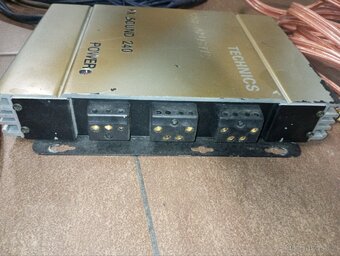 Zesilovač technix+doplňky - 2