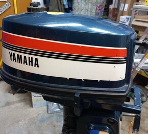 Lodní závěsný motor Yamaha + stojan - 2