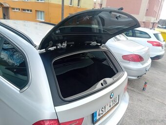 BMW - 2