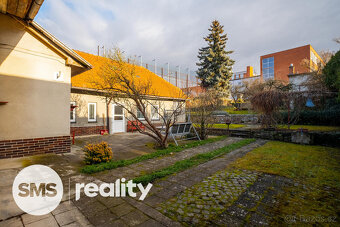 Prodej rodinného domu, 4+1,143 m² se zahradním domem 1+1, 49 - 2