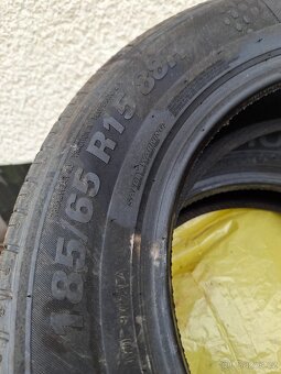 Letní pneu zn. Kumho 185/65 R15 - 2