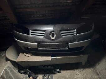 přední nárazník Renault Megane II - 2