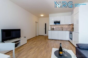 Pronájem bytu 2+kk, 54 m², Praha 9, ul. Saarinenova - 2