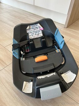 Cybex - 2