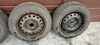 Zimní kola 195/60 r15 - 2