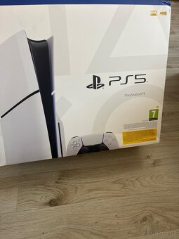 Prodám PlayStation 5 (Slim) - 2
