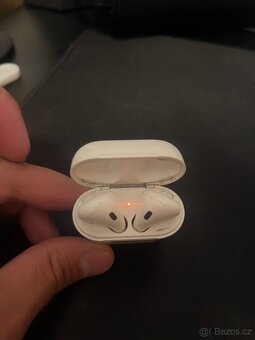 AirPods 1. generácie (2017) - 2