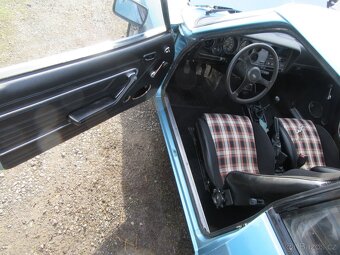 FORD Capri 2,3 V6 1 majitel, 109 tkm - 2