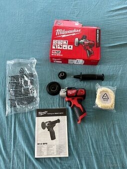 MILWAUKEE M12 BPS-0 Aku leštička - 2