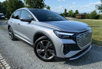 Audi Q4 e-tron 40 S-line – elektro, tažné, 2022, SoH 93% - 2
