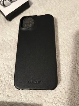 Ochranný kryt na IPhone 15 Pro - 2