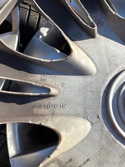 Poklice Kryty kol originál Citroen 16 - 2