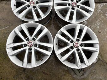 4 ks ALU disků Fiat 17" 5x110 7J et36 - 2