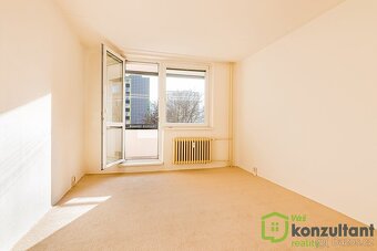 Pronájem bytu 2+1 s lodžií a sklepem, ev.č. 00925 - 2