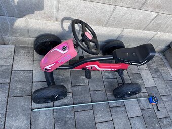 Dětská šlapací motokára z Lidl - 2