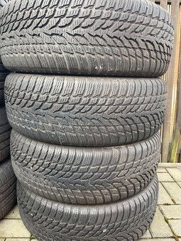 4xZimní Pneumatiky Nokian Tyres WR Snowproof 215/60 R17 96H - 2