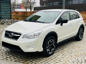 Subaru XV 1.6i 4x4 BENZIN MANUÁL SENZORY TAŽNÉ - 2